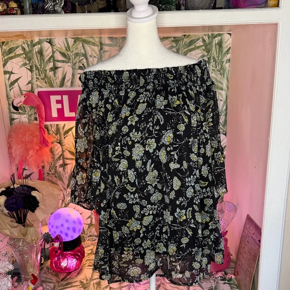 Torrid Women's Size 2X Chiffon Off Shoulder Top - Picture 3 of 5